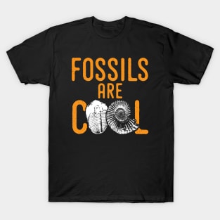 Fossil tshirt saying fossils are cool - ideal paleontology gift idea T-Shirt